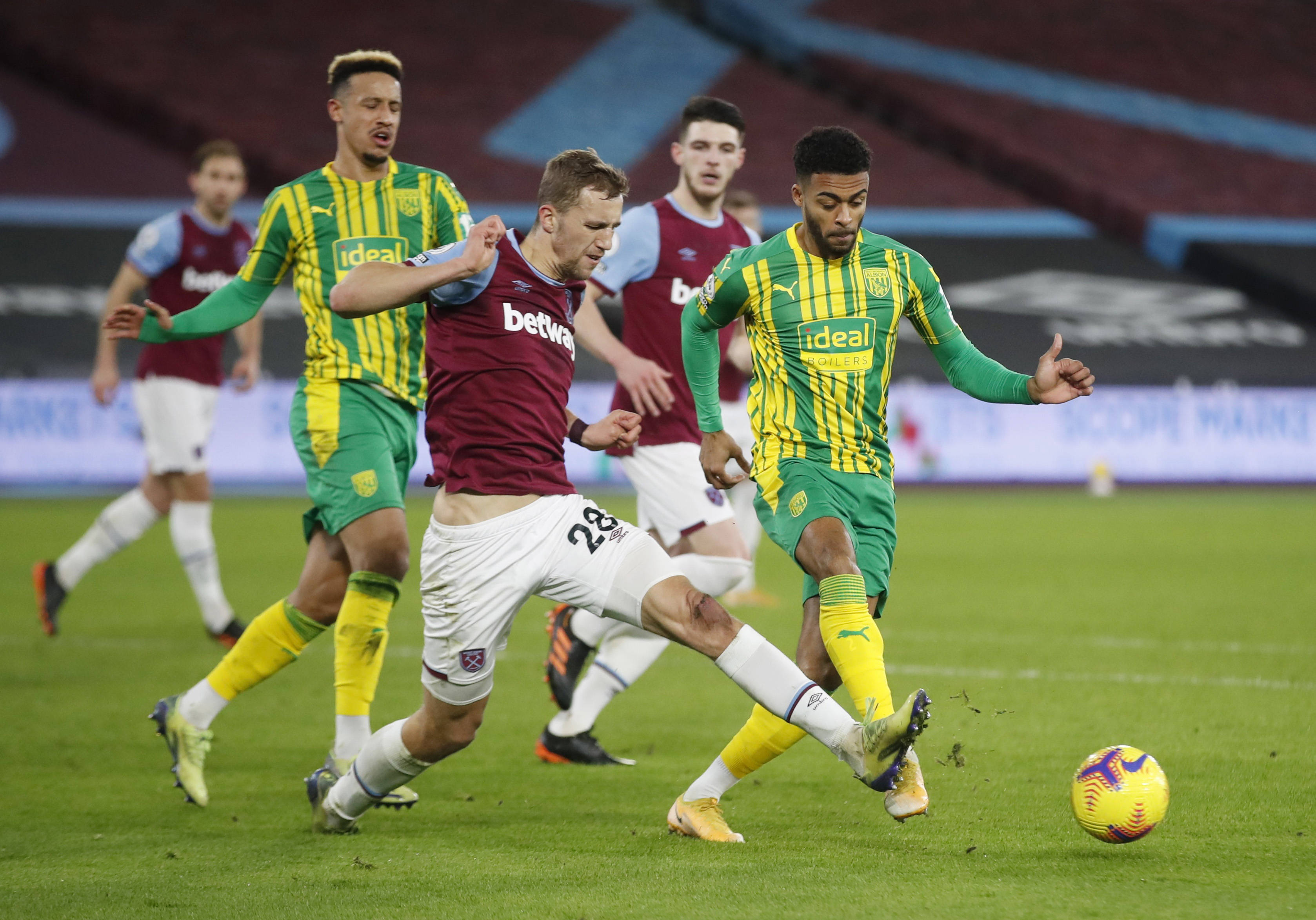 降与伤病侵 降与伤病侵